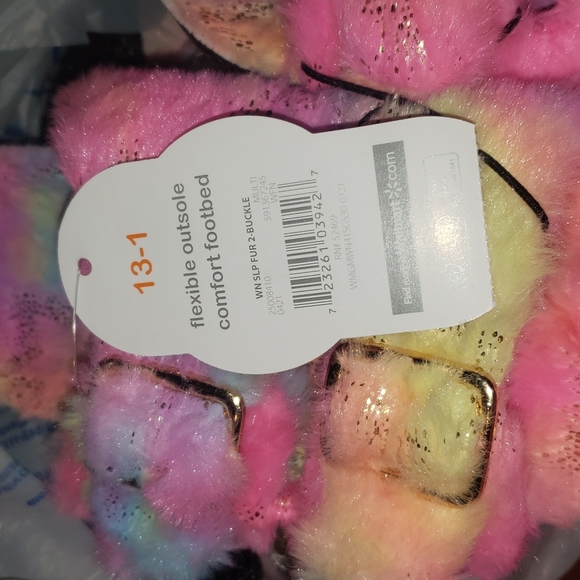 WONDER NATION Girl Faux Fur Rainbow Slip On Slipper sizes 13/1 and  2/3 NWT - Picture 5 of 7